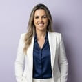 DRA. CAMILA RIBEIRO, MD, SBD
